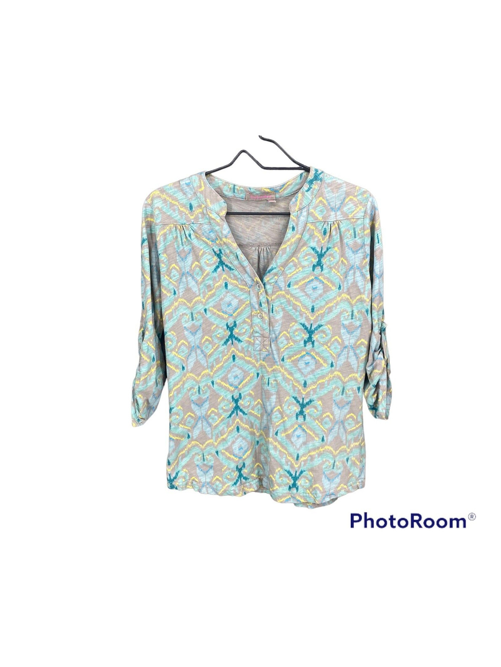 Fresh Produce Women's Ikat Pattern Roll Tab Sleeve Shirt Size XS V Neck Tan Teal